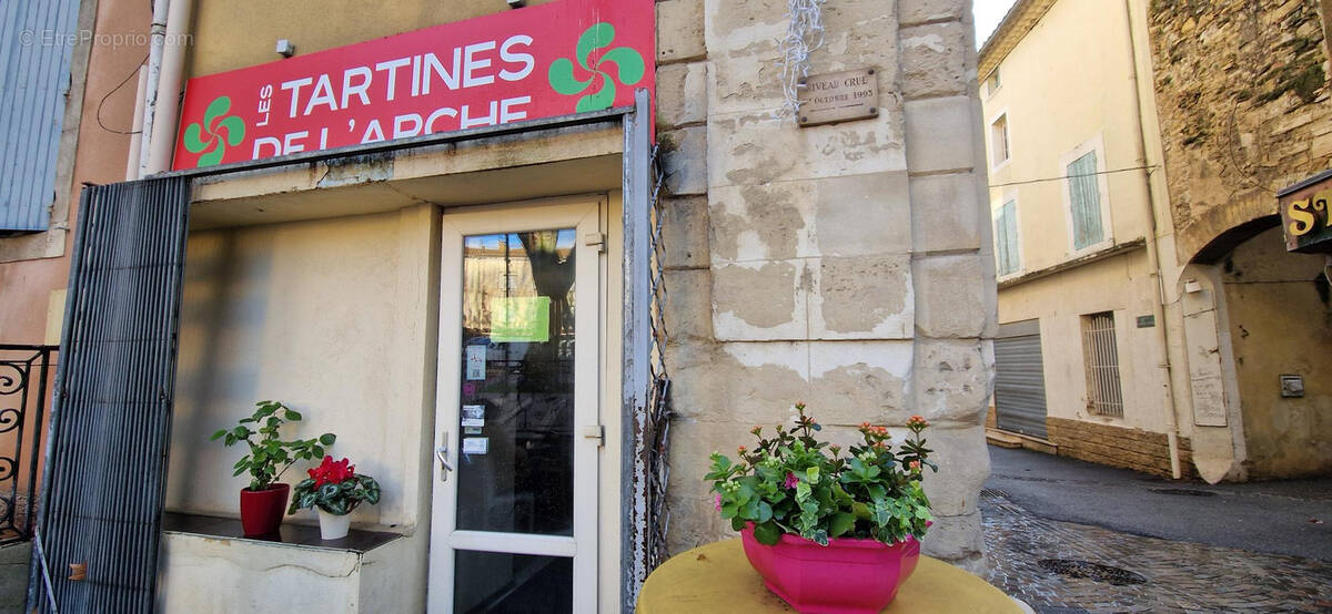 Commerce à BOLLENE