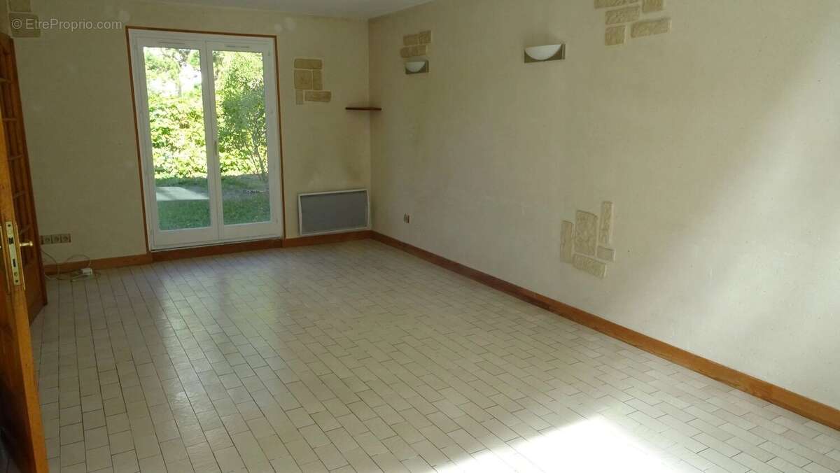 Maison à CHEVIGNY-SAINT-SAUVEUR