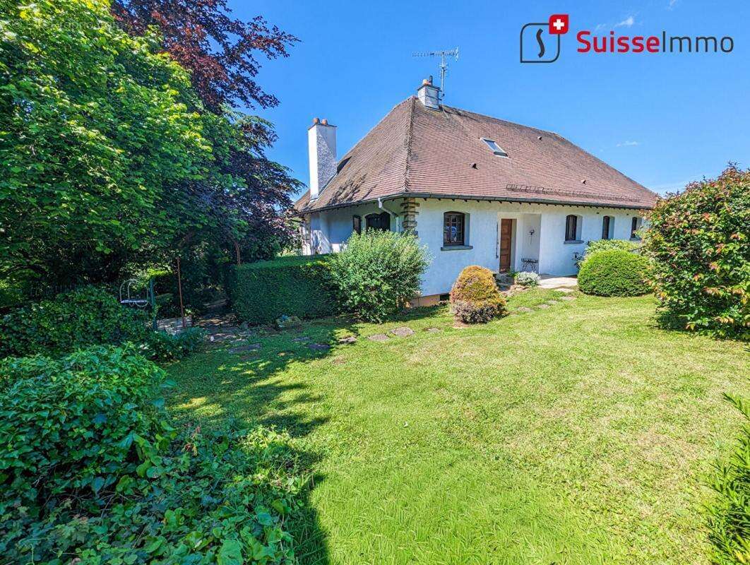 Maison d'architecte Taillecourt 6 pièce(s) 190 m2 - photo 3