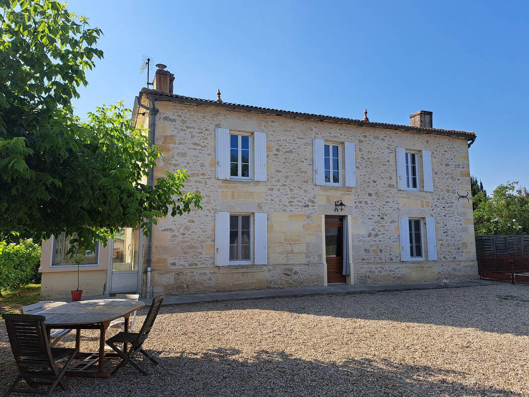 Maison à SAINT-MACAIRE