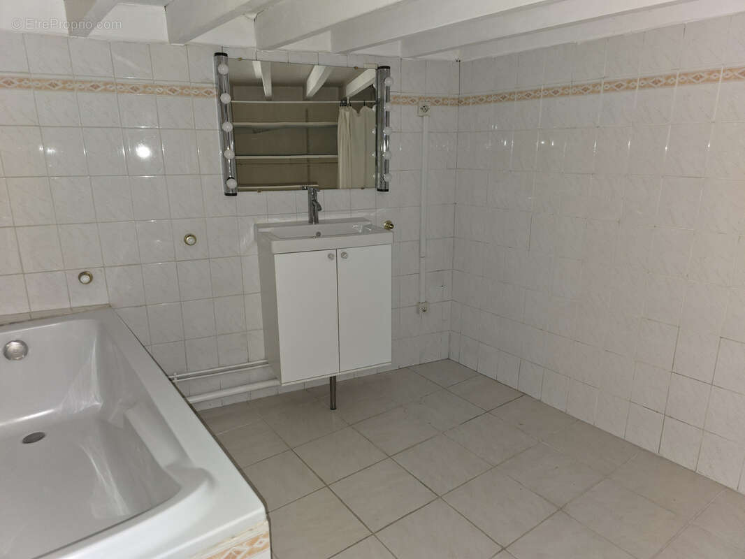 Appartement à ROMANS-SUR-ISERE