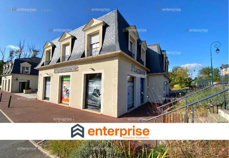 Commerce à VINEUIL-SAINT-FIRMIN