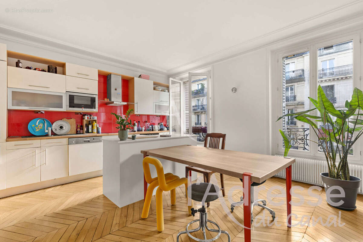Appartement à PARIS-10E