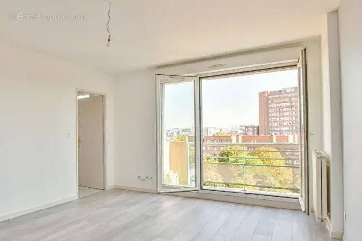 Appartement à LEVALLOIS-PERRET