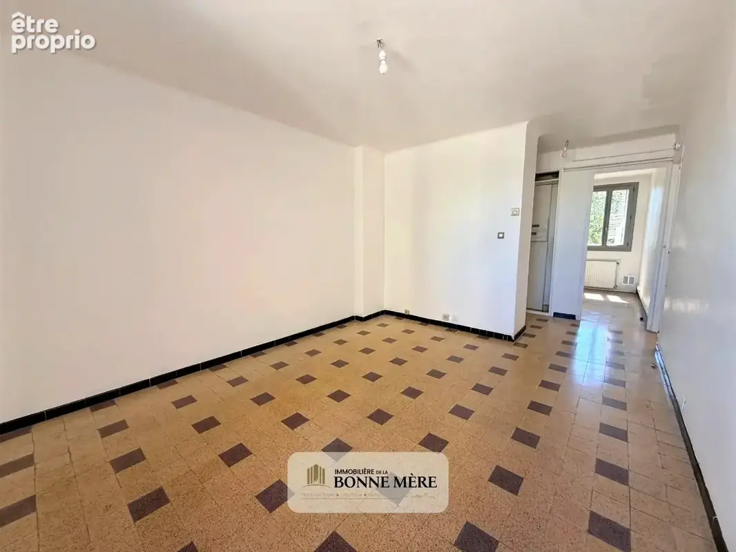 Appartement 50 m² à Marseille-10e  - photo 3