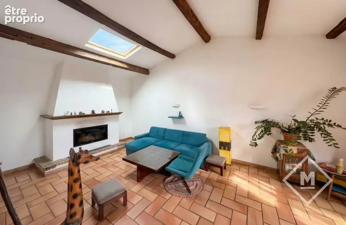 Découvrez cette jolie maison individuelle située à proximité des commodités entre les Chartreux et Montolivet - photo 7