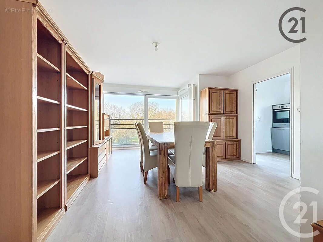 Appartement à TINQUEUX