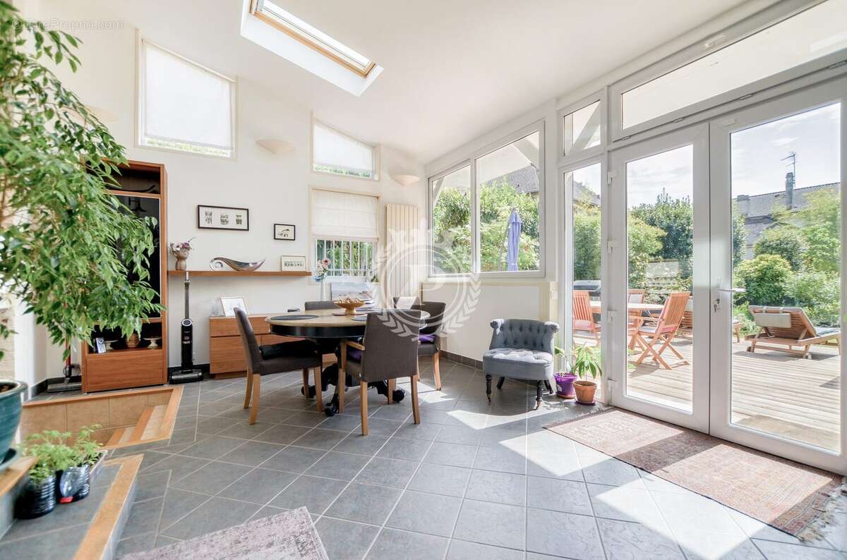 Maison à ENGHIEN-LES-BAINS
