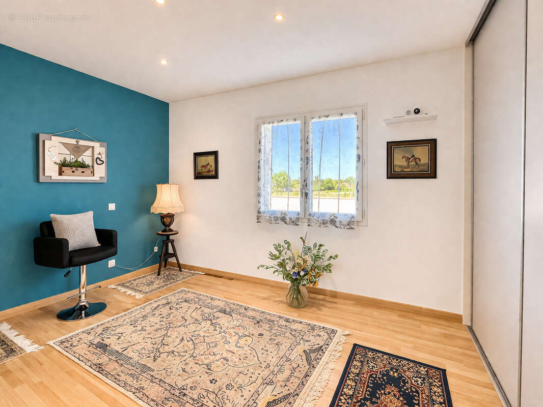 Maison à CORME-ECLUSE