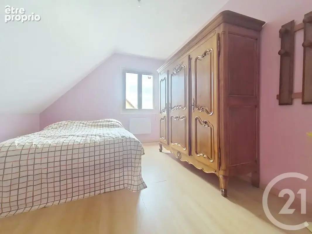Maison 5 pièces 110 m² à vendre à Pont-Audemer (27500) - photo 10