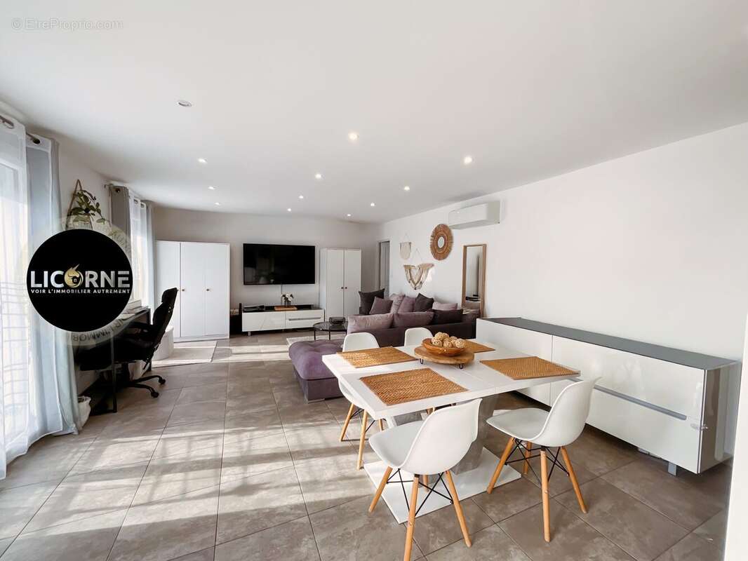 Appartement 79 m² à Le Rove  - photo 6