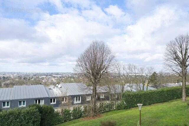 Appartement à CHENNEVIERES-SUR-MARNE