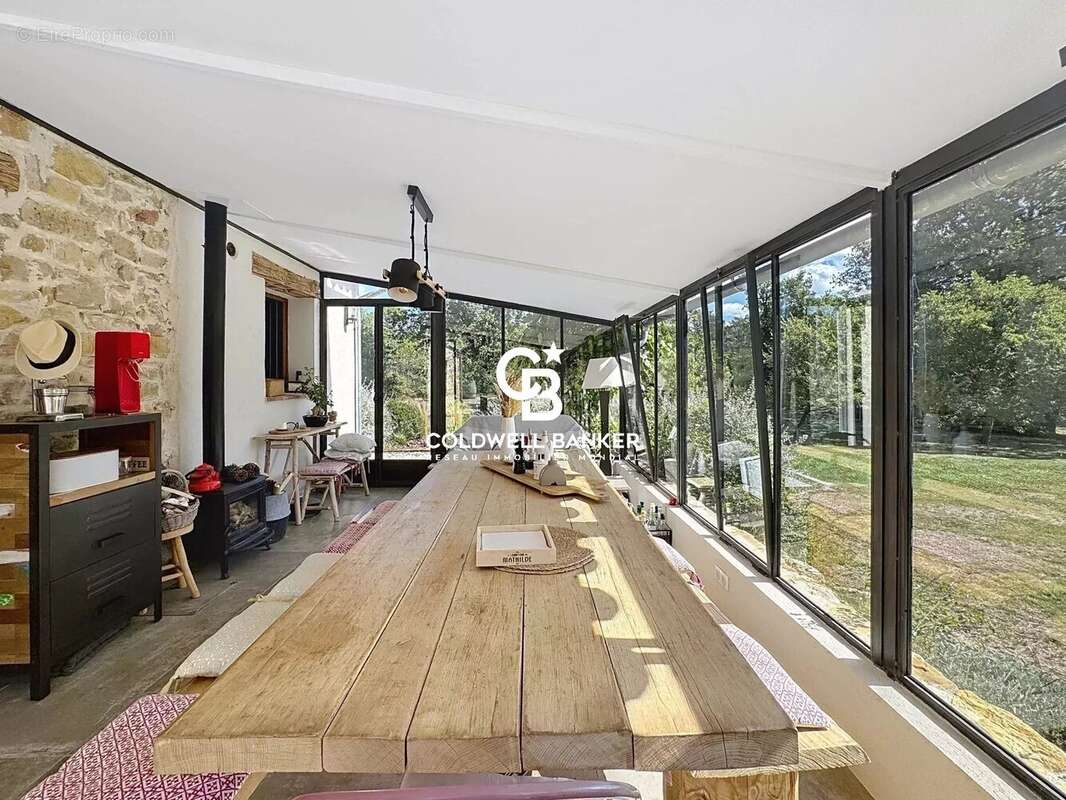 Maison à TOURRETTES