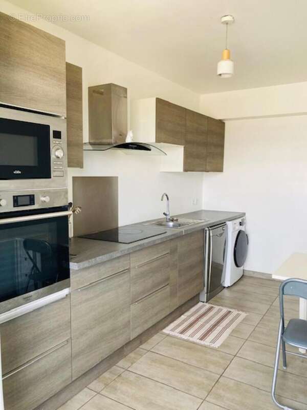 Photo 7 - Appartement à CALUIRE-ET-CUIRE