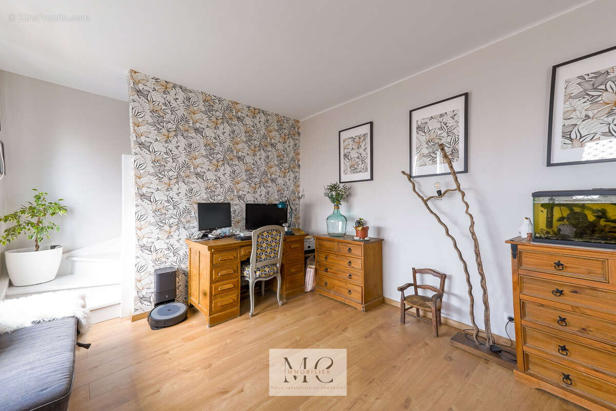 Semi plain pied individuel avec jardin et garage - photo 5