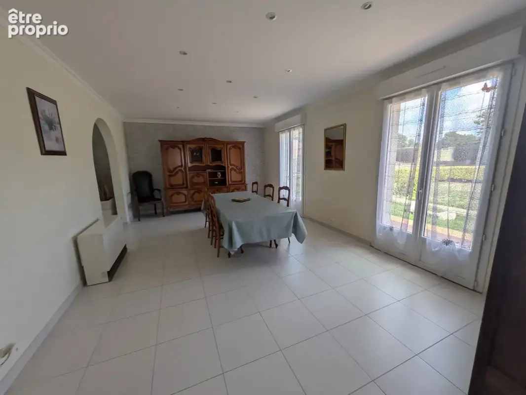 Seglien maison néo bretonne de 150m² de 7 pièces avec vie de plain pied parcelle clôturée de 807m² - photo 5