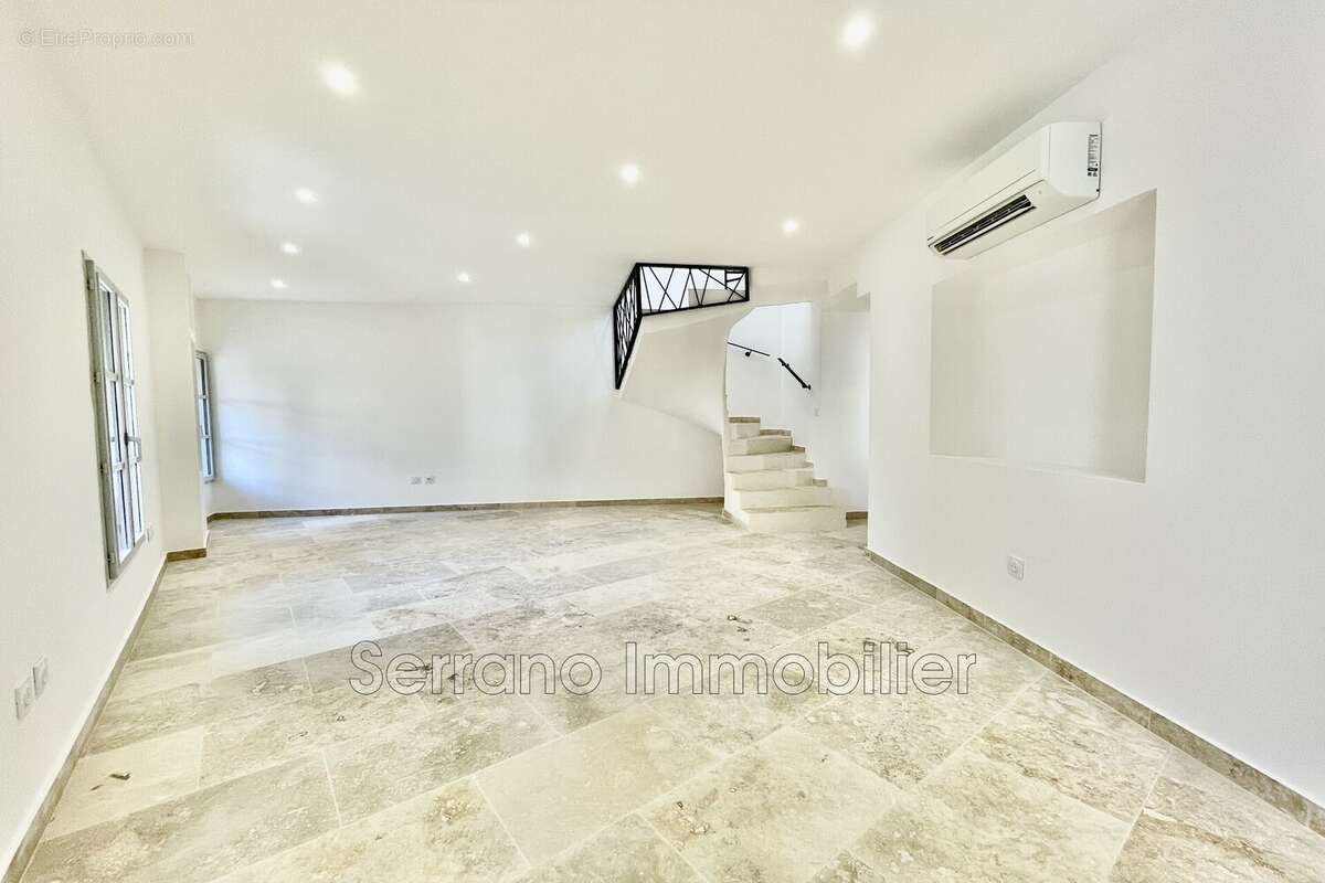 Maison 103 m² à Chateaurenard  - photo 2