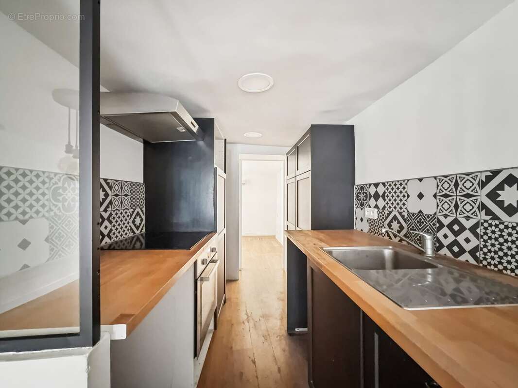 Appartement à PARIS-9E