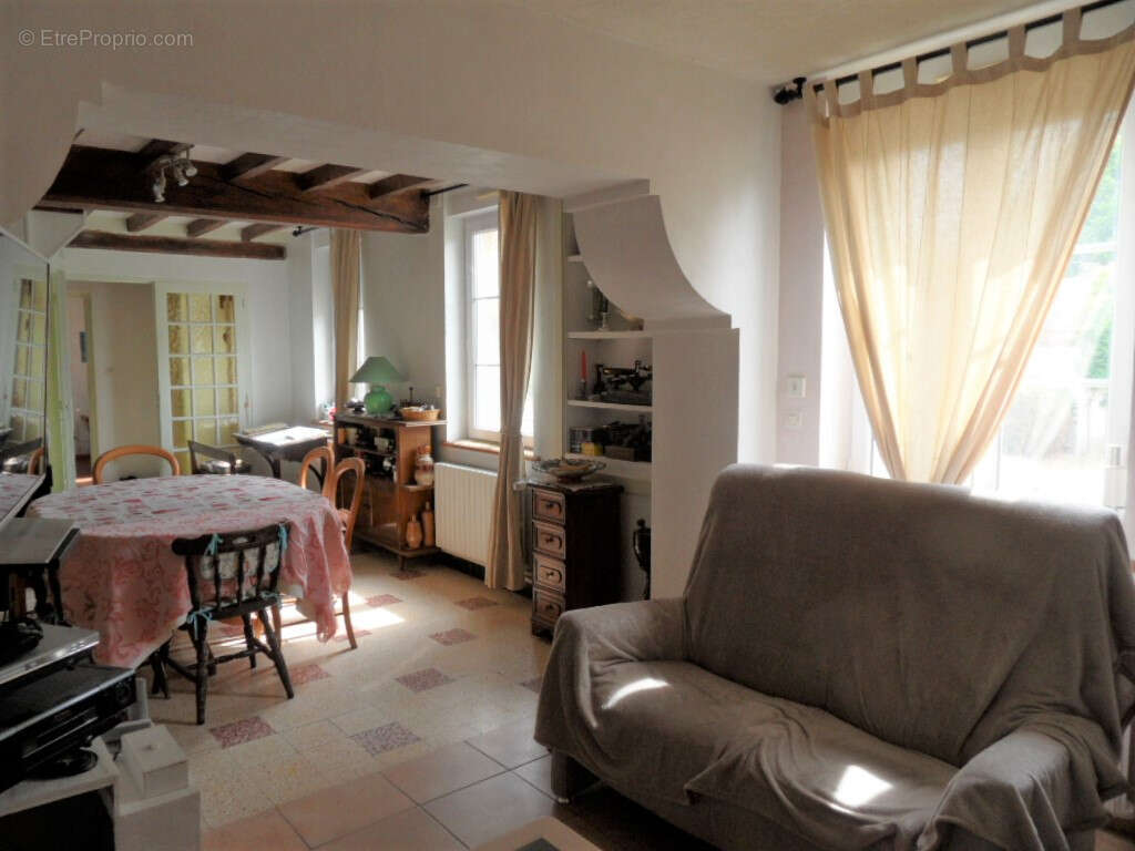 Maison à SAINT-MARTIN-D&#039;ABBAT