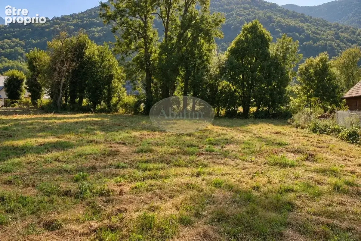 Terrain à MONTAUBAN-DE-LUCHON