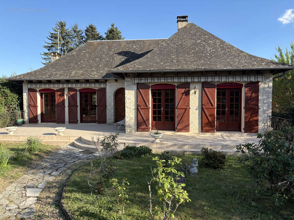 Maison à LUBERSAC