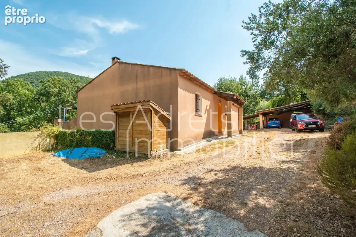 Maison au calme avec 4 chambres, grand terrain et superbe potentiel - photo 30