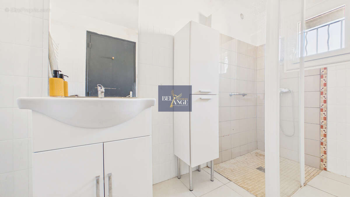 Maison à VALLON-PONT-D'ARC