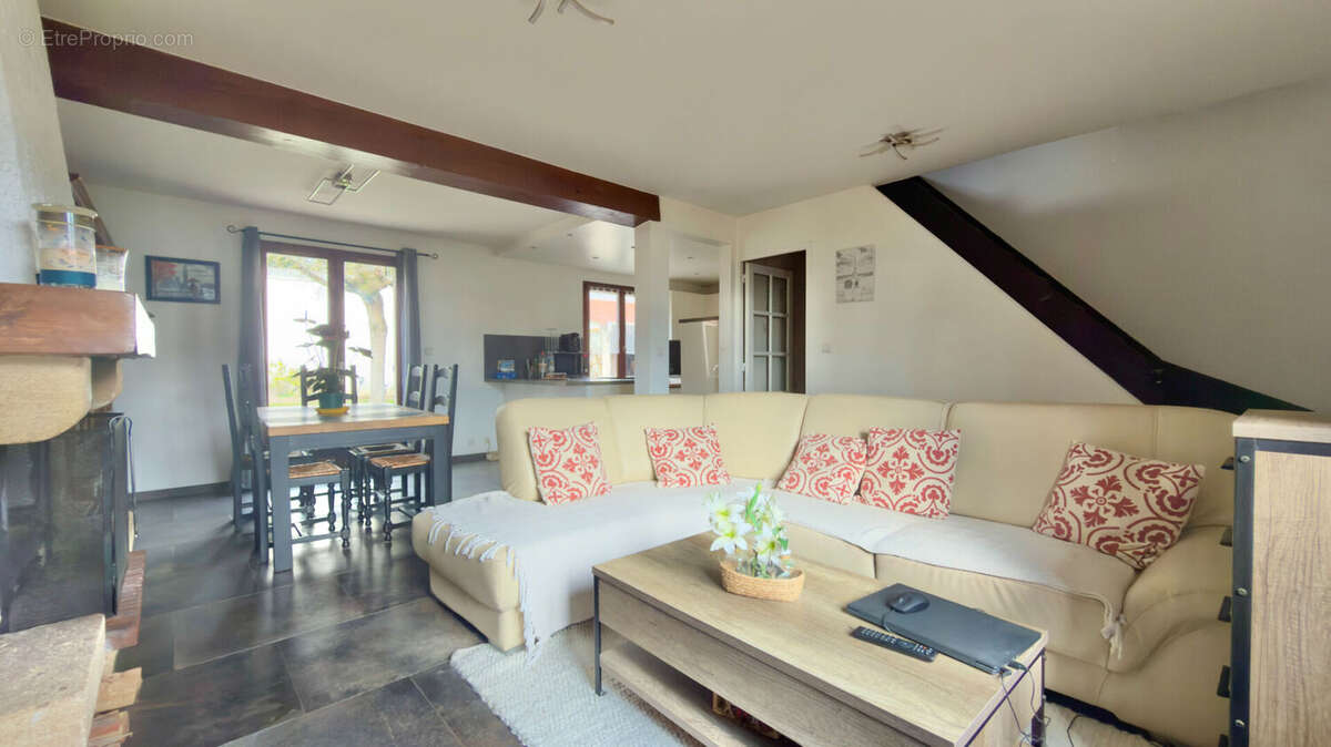 Maison à SAVIGNY-SUR-ORGE