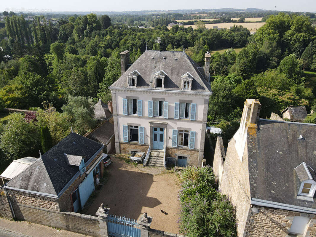Maison à ERNEE
