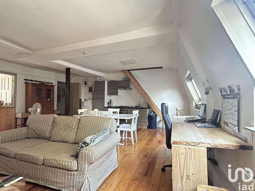 Photo 5 - Commerce à CROIX