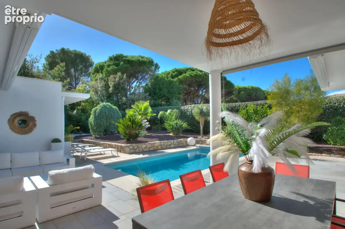 St raphael, villa contemporaine de 4 pieces 162 m² plus immense sous-sol et garage, terrain 1 250m² avec piscine - photo 3