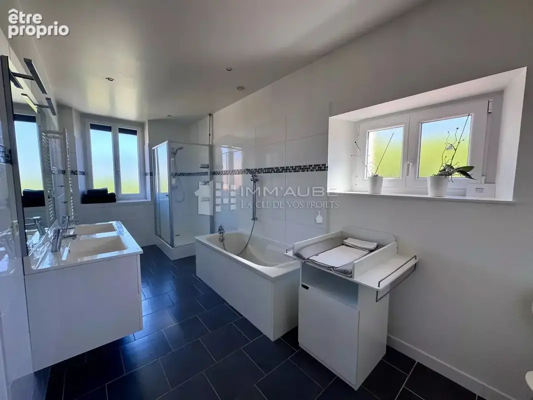 Maison familiale avec piscine chauffée - photo 17