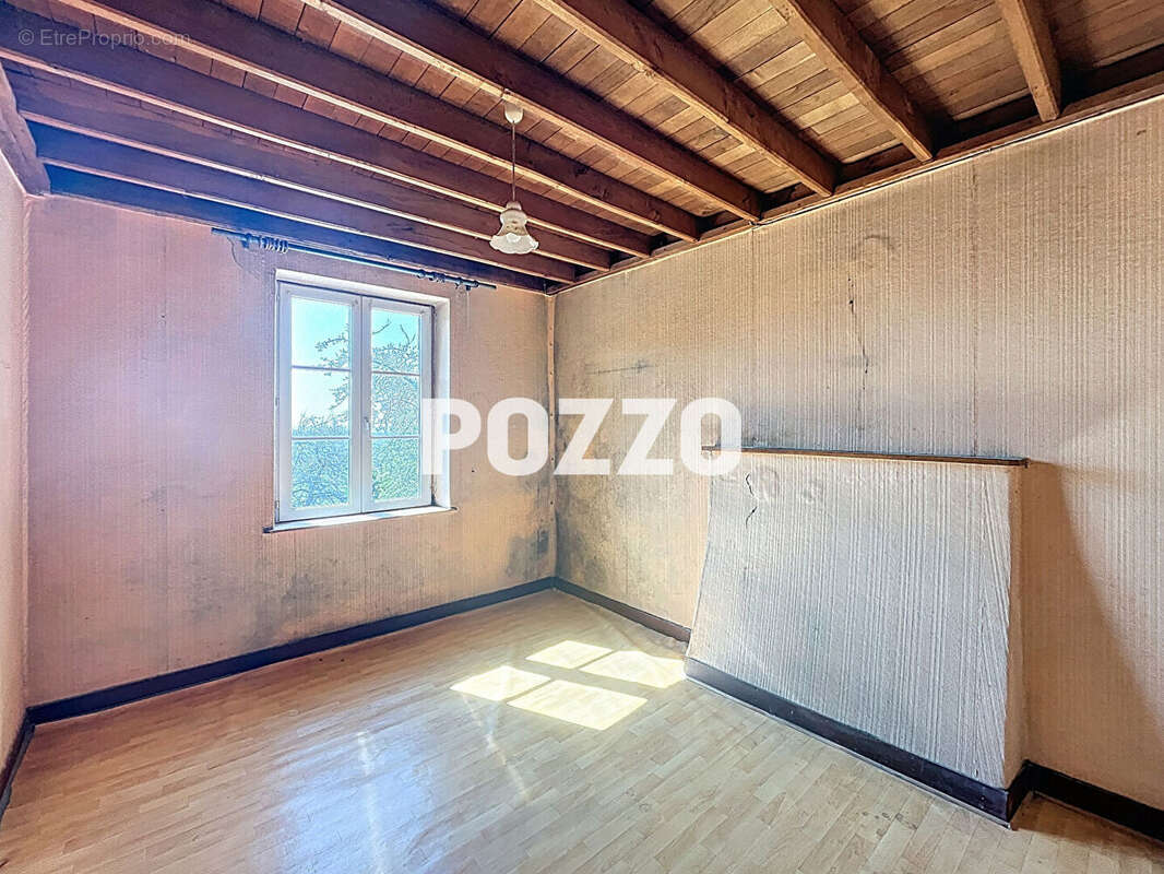 Maison à JUVIGNY-LE-TERTRE