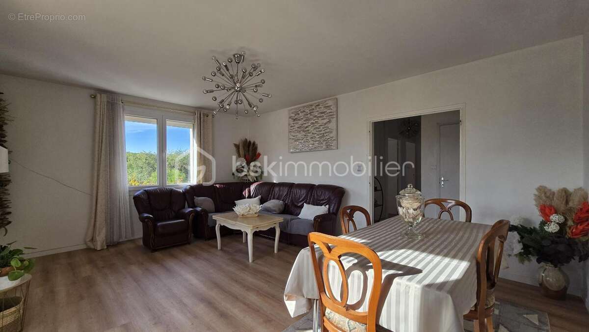 Maison à BAGNOLS-SUR-CEZE