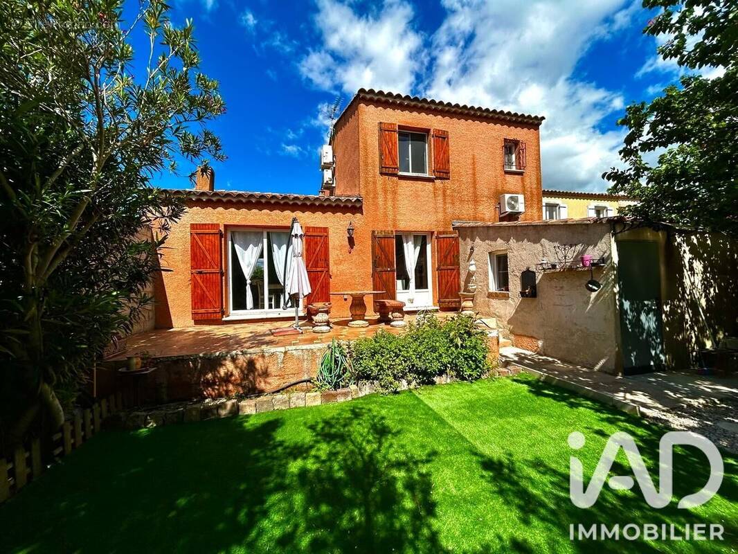 Photo 1 - Maison à ARLES