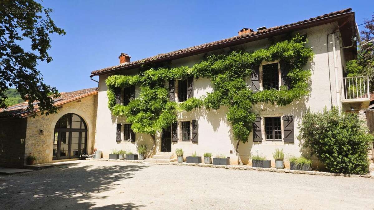 Maison à SAINT-ANTONIN-NOBLE-VAL