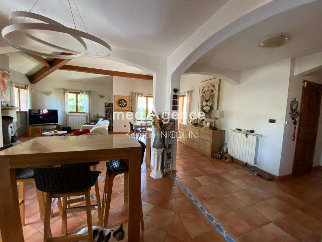 Belle villa traditionnelle, en impasse ! - photo 6