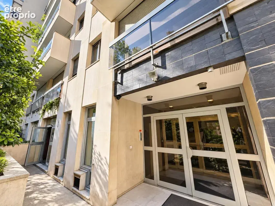 A vendre bureaux en rez-de-chausssée - photo 6