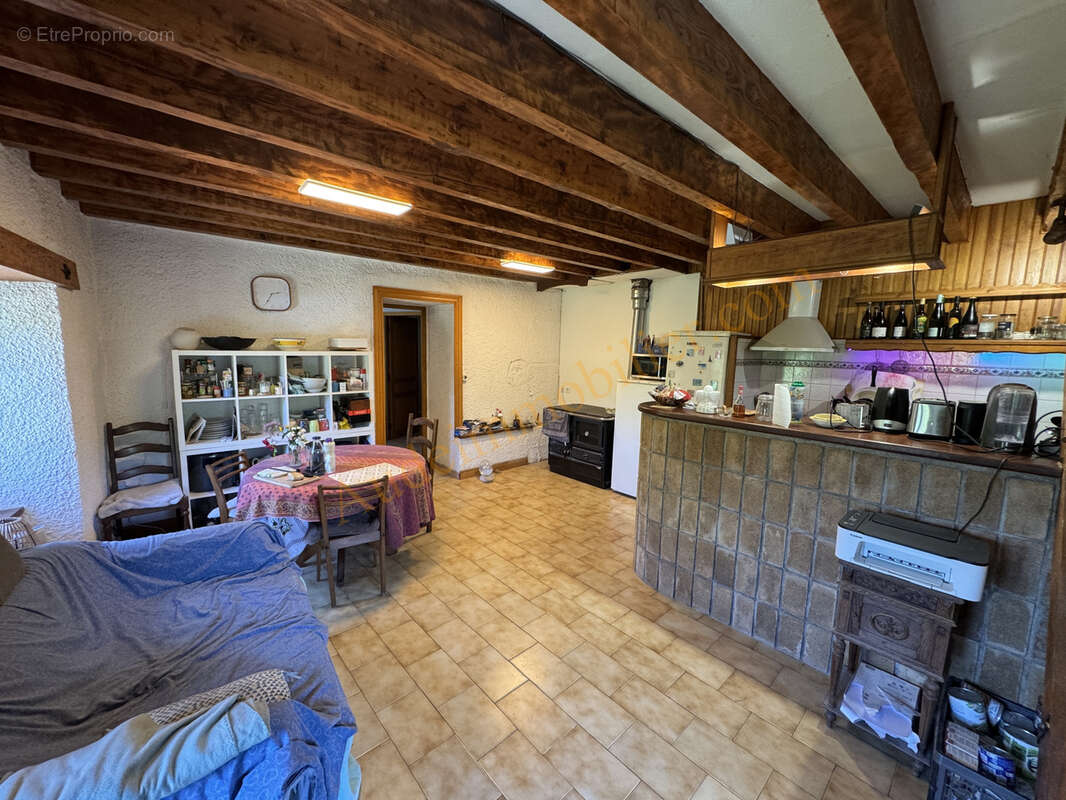 Maison avec jardin de 3500m2 environ - photo 14