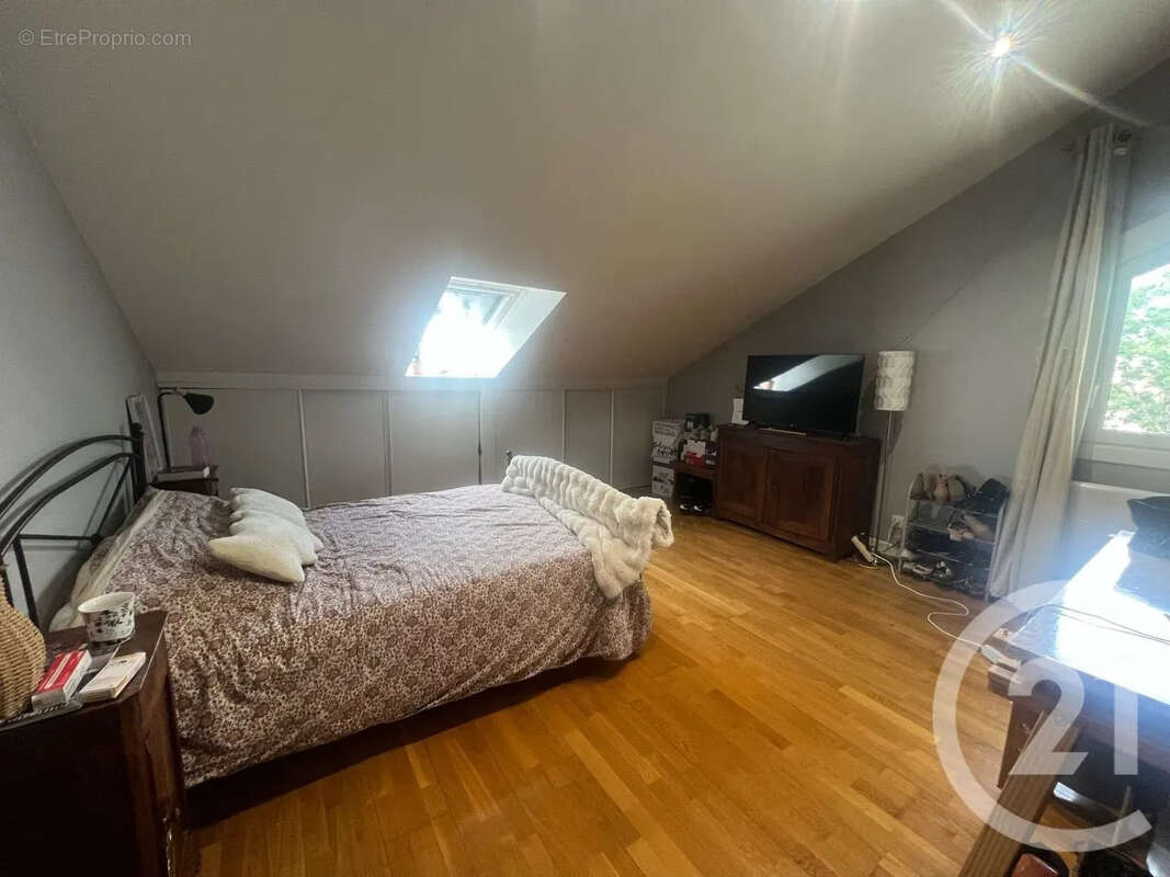 Appartement 117 m² à Aurillac  - photo 12