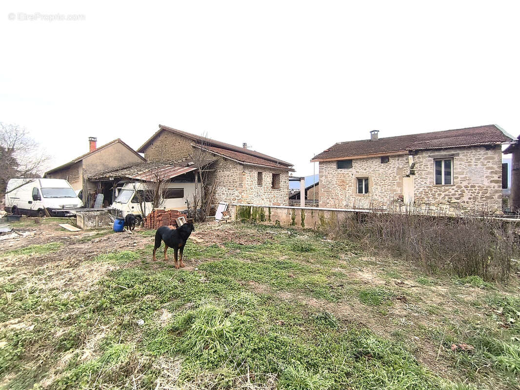 Maison à SAINT-LATTIER
