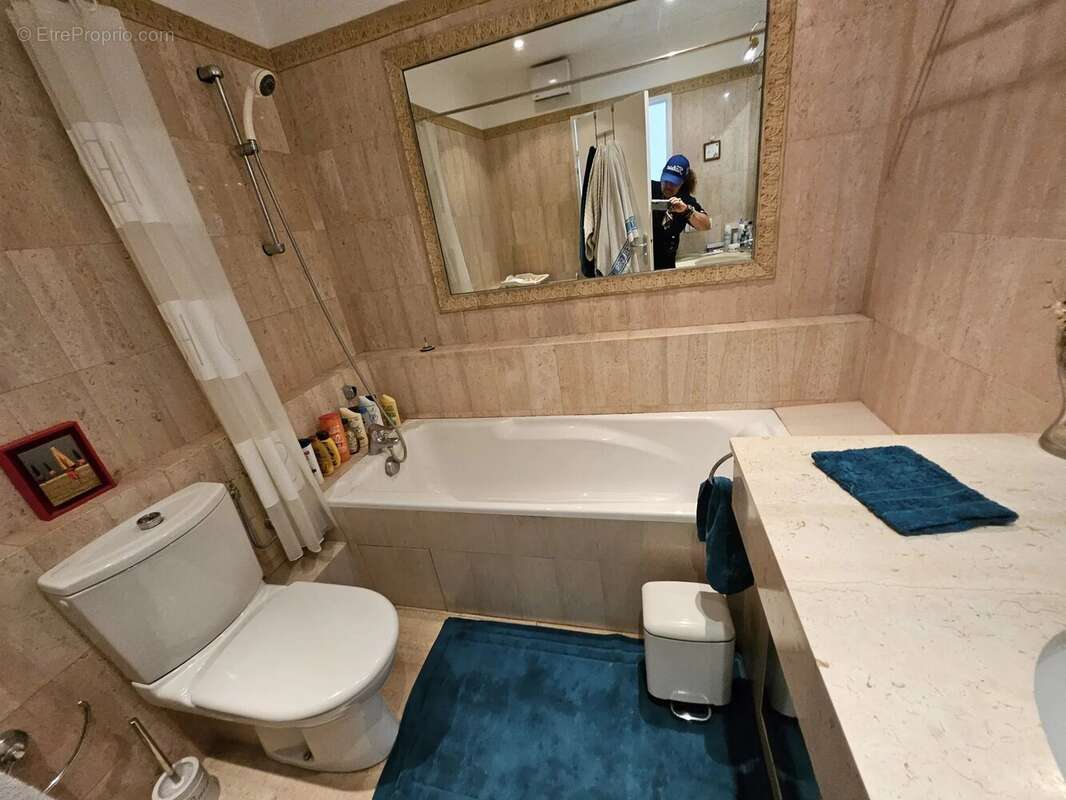 Appartement à VILLENEUVE-LOUBET