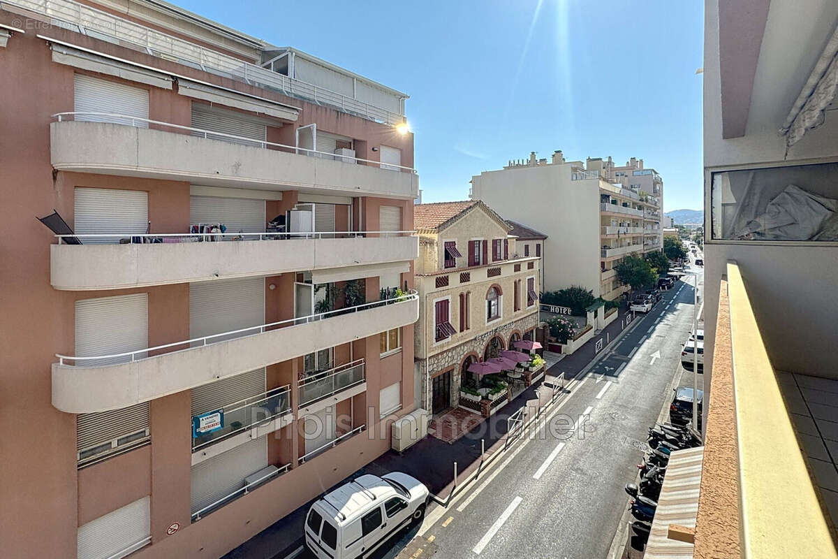 Appartement 64 m² à Antibes  - photo 9