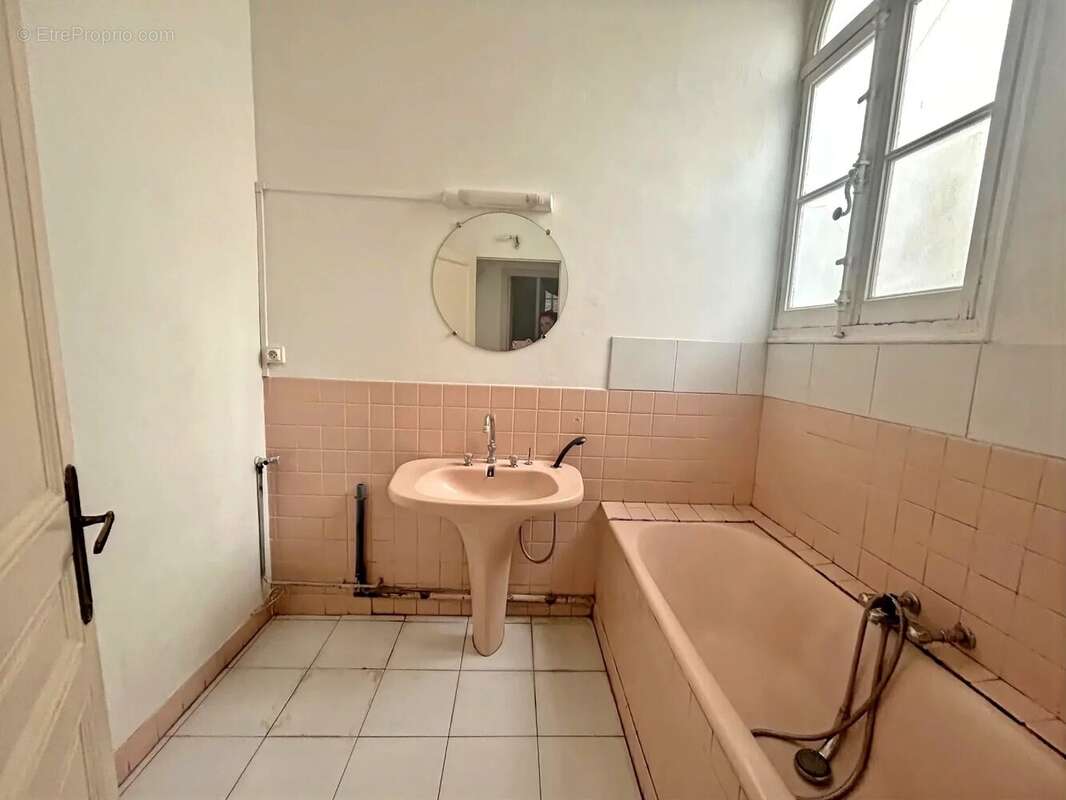 Appartement à MARSEILLE-8E