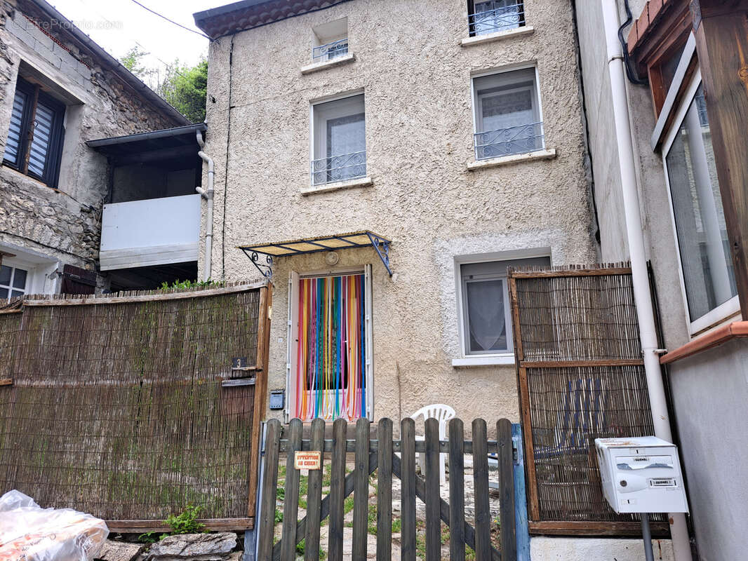 Maison à COUDONS