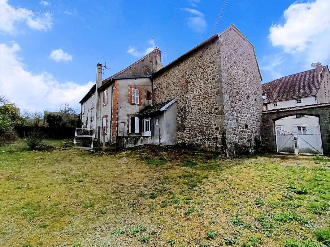 Maison à BELLEGARDE-EN-MARCHE