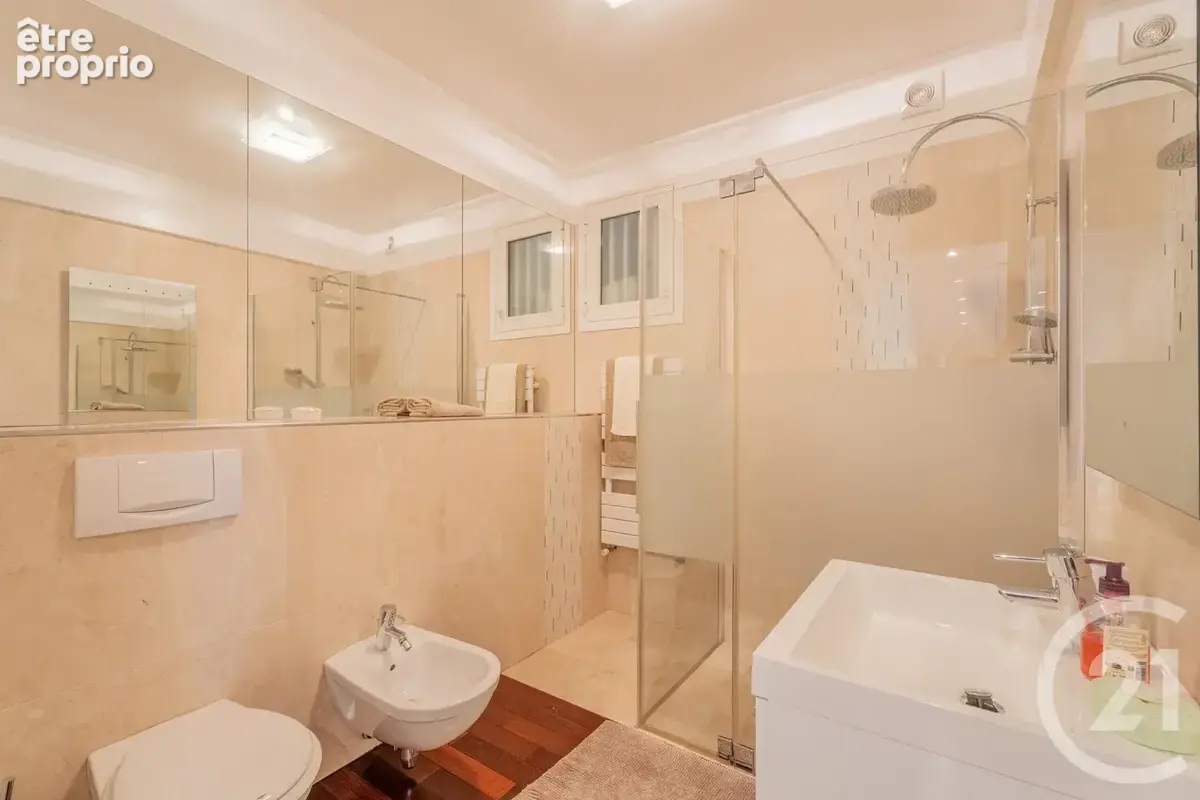 Maison 8 pièces 238 m² à vendre à Nice (06300) - photo 23