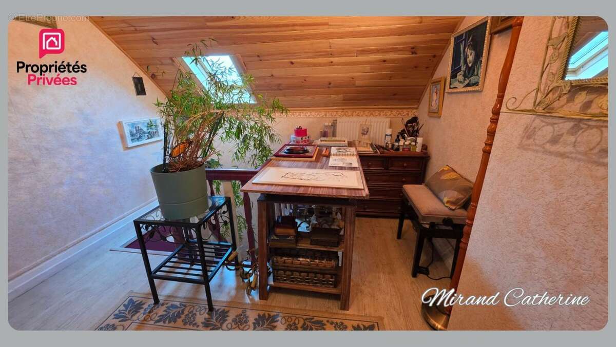 Maison à SAINTE-SAVINE
