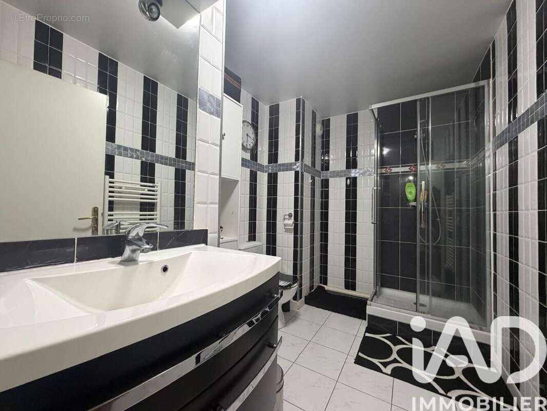 Photo 8 - Appartement à LE PLESSIS-PATE