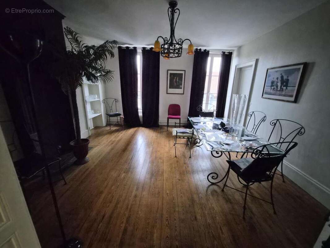 Appartement 154 m² à Toul  - photo 4